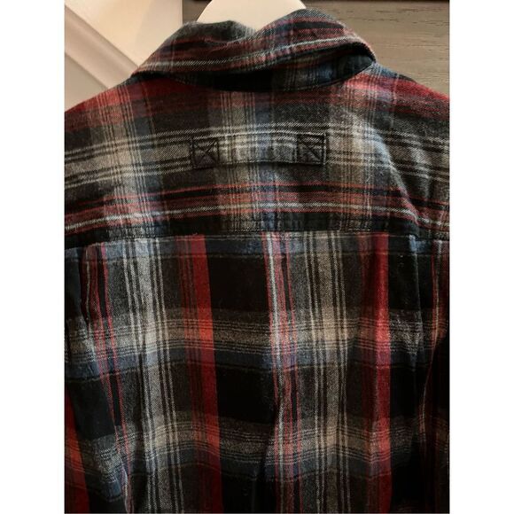 Duluth Trading Red & Gray Plaid Relaxed Fit Flannel Shirt sz M - Picture 7 of 7